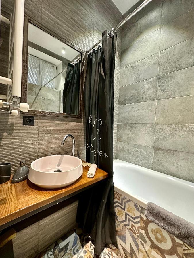 Romantic Apartments - Near Opera House 11/7 Lwów Zewnętrze zdjęcie